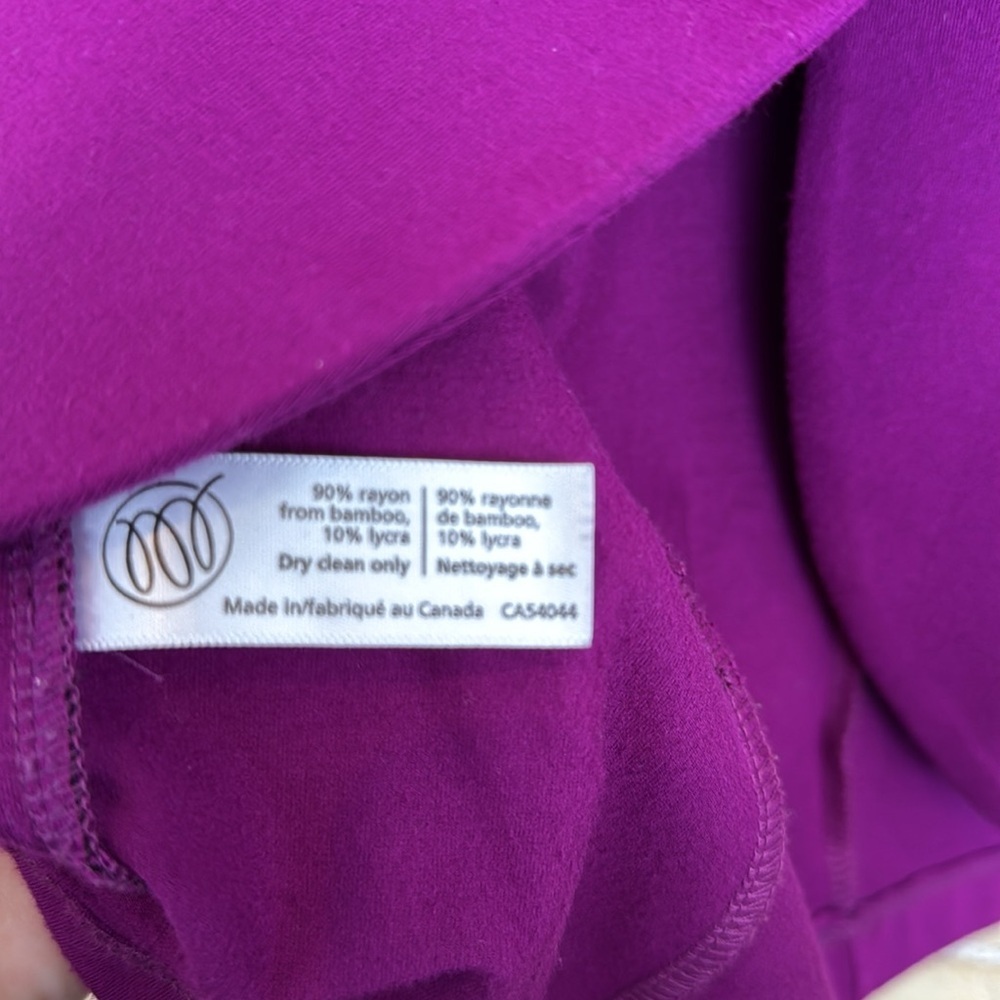 Miik 🇨🇦 Magenta Blazer - Picture 3 of 6
